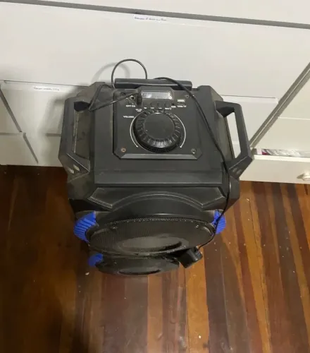 Caixa de som com Bluetooth 