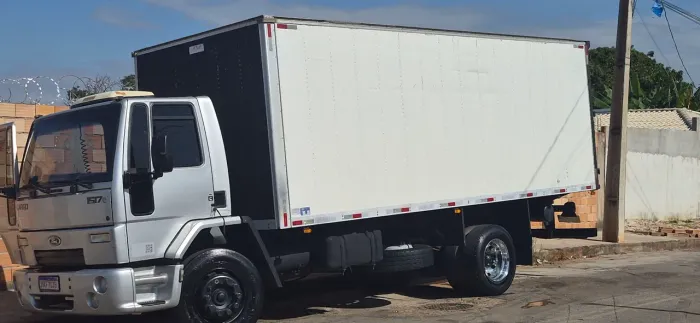 Ford cargo 1517e