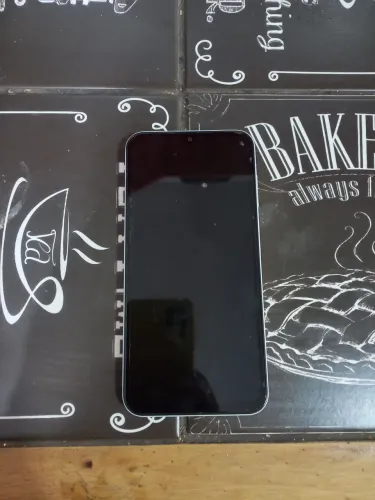Troco celular Samsung A15 em perfeitas condições por violão 