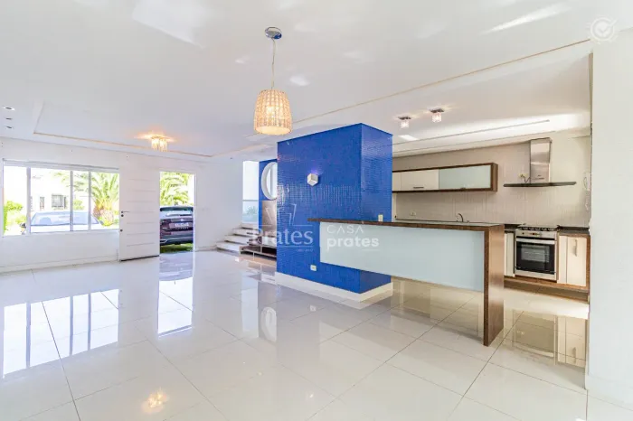 Casa perfeita em condomínio fechado!