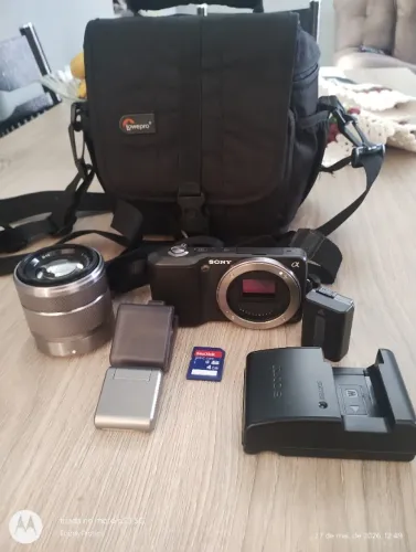 CÂMERA SONY NEX-3 COMPLETA (KIT PRONTO PARA USO)