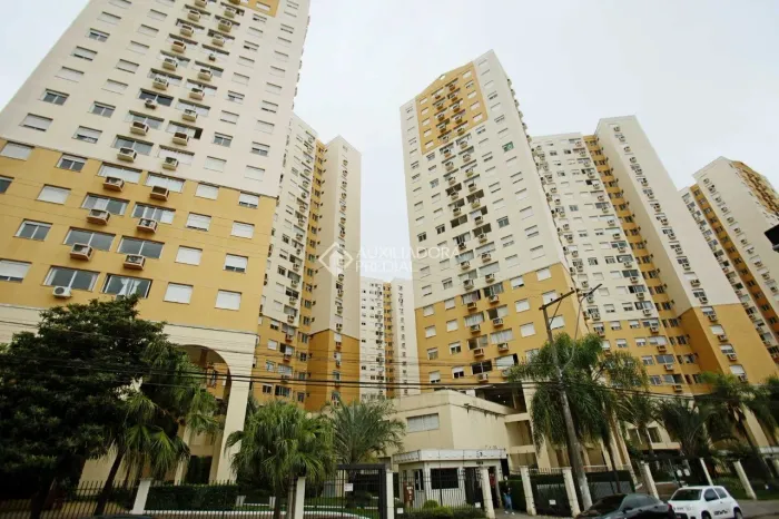 Apartamento mobiliado de 2 quartos - 01vaga de garagem - Bairro Partenon - Porto Alegre -