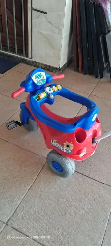 Triciclo Infantil