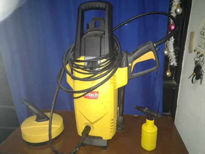 Máquina de lavar a jato