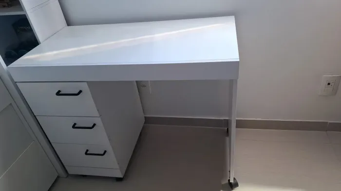 Mesa de computador só 199,00
