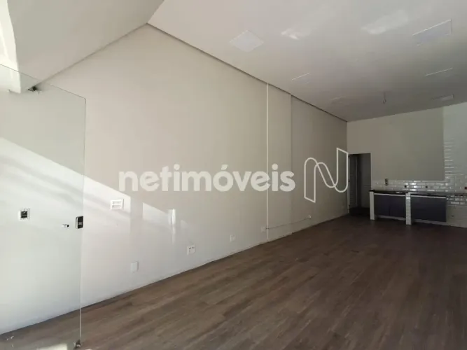 Loja Comercial com Mezanino e 2 Cozinhas 66m²; Bairro Funcionários
