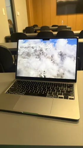 MacBook Air M2
