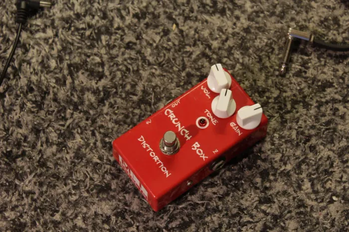 Pedal Crunch box MI effects