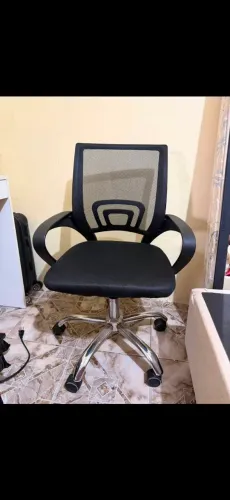 Cadeira de escritório giratória