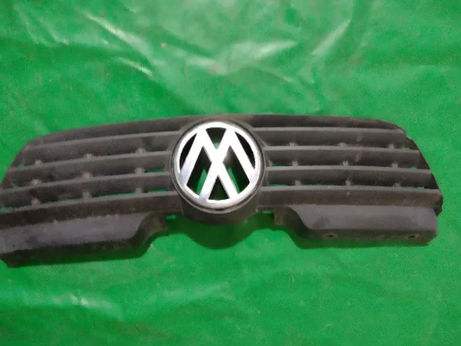 Emblema Parachoque Dianteiro VW/Gol G3.