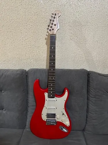Guitarra fender chinesa all parts (montada) muito som tenho vídeo