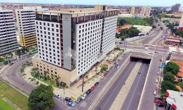 Sala Comercial à Venda na Av Humberto Monte em Fortaleza/CE