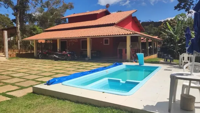 ALUGA-SE CHÁCARA VIVENDA AMORIM EM GUARAMIRANGA