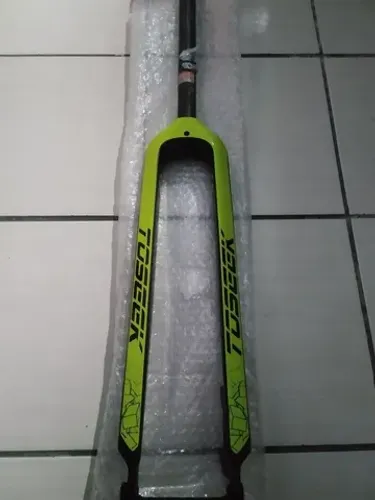 Garfo de carbono