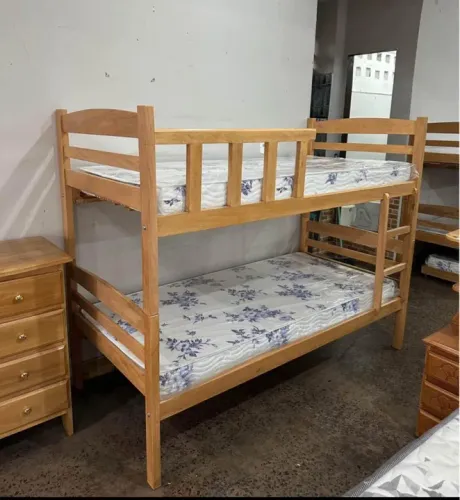 Beliche de madeira maciça