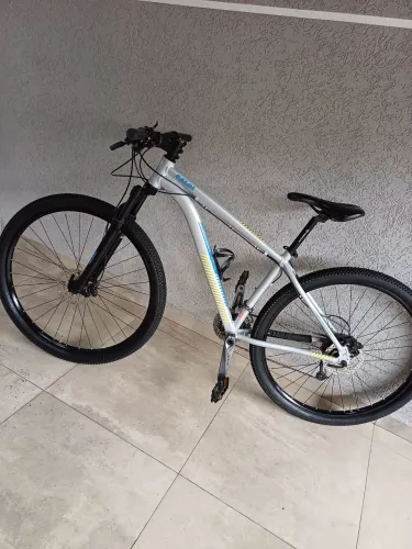 Caloi Atacama aro 29 Shimano Alivio