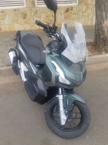 Vendo honda adv 2024 linda