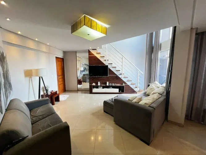 Apartamento Duplex à venda em Cuiabá - Alvorada