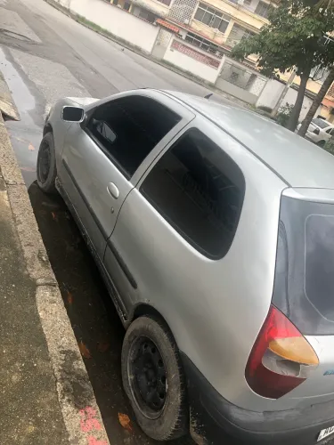 Fiat Palio 1.0/ Trofeo 1.0 Fire/ Fire gasolina/gás 2P 2004