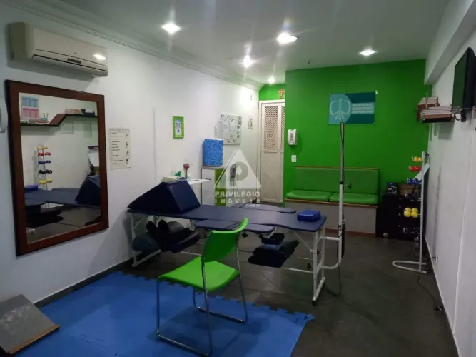 Sala comercial em Vila Isabel com vaga de garagem