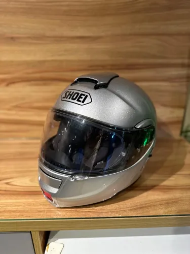 Capacete Shoei Neotec