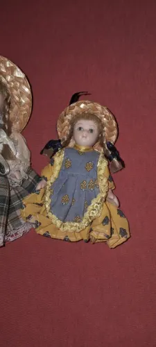 Antigas Bonecas de Porcelana 