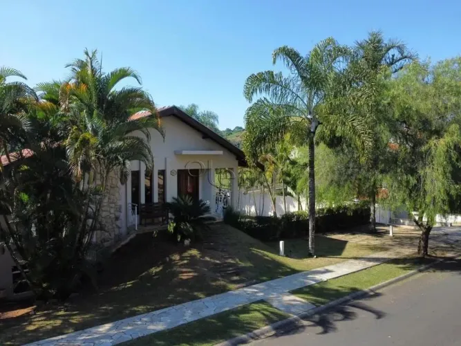 Sobrado à venda em Valinhos, Condomínio Residencial Terras do Caribe, com 3 quartos, com 2