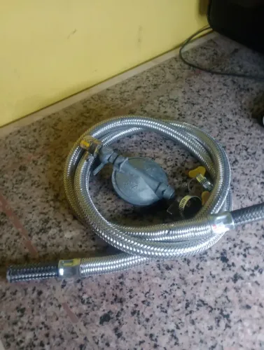 Mangueira flexível para gás