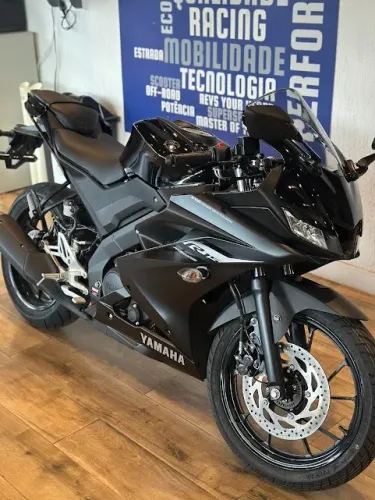 YZF R15 Pronta entrega / Vendedora Paula 