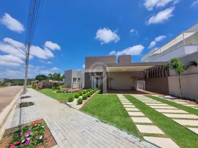 Casa em Condomínio : / Residencial / Condomínio Bosque Dos Pires