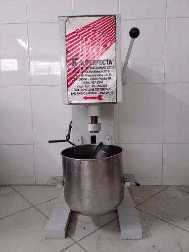 BATEDEIRA SUPERFECTA 20 LITROS