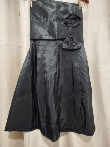Vestido de festa tomara que caia preto