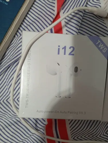 Fone de Ouvido Bluetooth i12 TWS - Novo