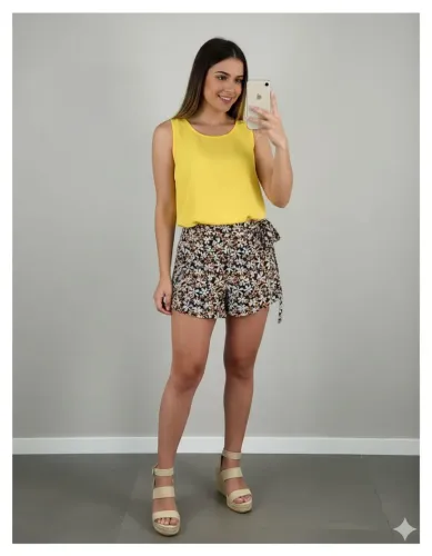 Conjunto blusa Morena Rosa e.ahorts saia Tam P