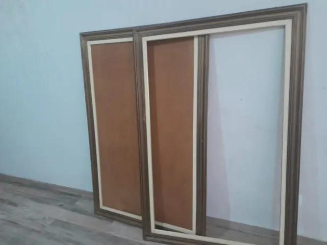 Moldura de madeira para quadro