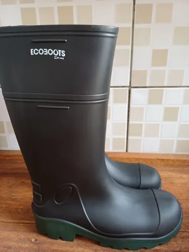 BOTA ECOBOOTS CANO LONGO EM PU BICO DE AÇO TAM 44