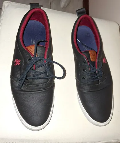Sapatenis Black Horse 43