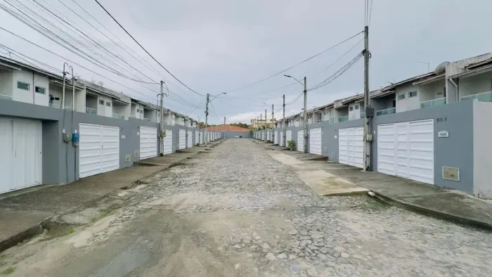 Imperdível! Duplex 100m² com 2 Suítes e 2 Vagas Condomínio Fechado