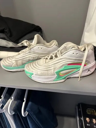 Tenis jordan nike luka 2 