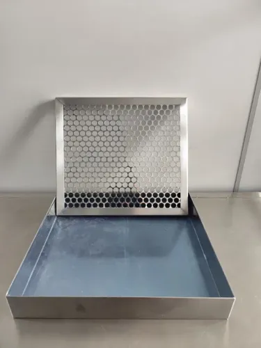 Escorredor com Tela Moeda em Aço Inox - Ideal para Cozinhas Profissionais
