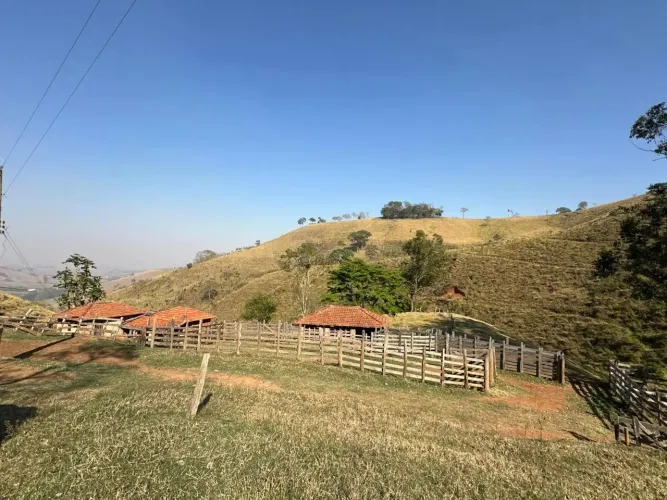 Chácara para Venda em Cambuí, .