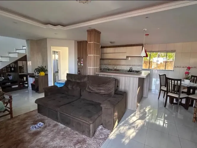 VENDO CASA NA PEDREIRA M/B