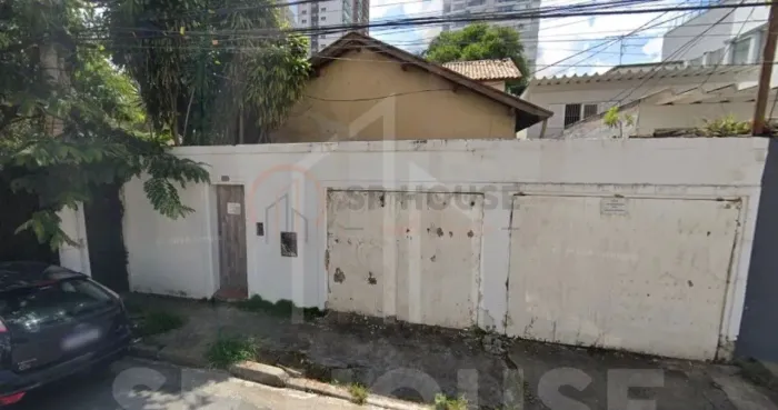 LOCAÇÃO CASA NO BROOKLIN COM NECESSIDADE DE REFORMAR IDEAL PARA FRANQUIAS 330m²