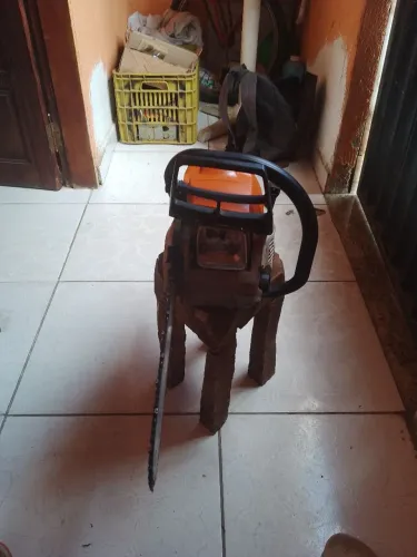 Todo tipo de poldas e derrubas de árvores