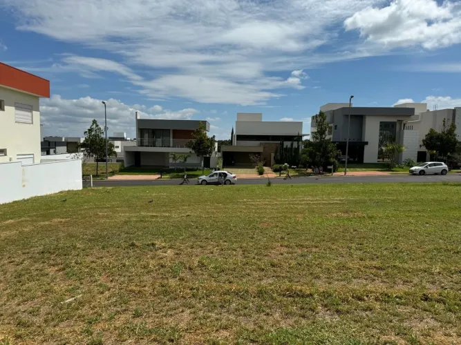 Terreno de oportunidade condomínio Alphaville 1