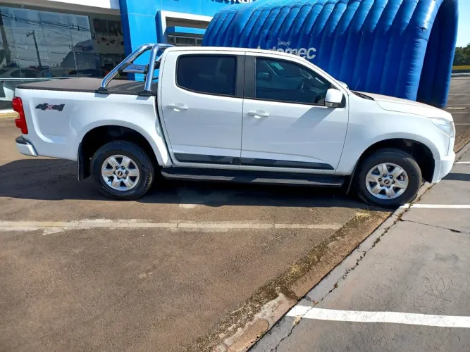 Chevrolet S10 Pick-up LT 2.5 Flex 4X4 CD 2015