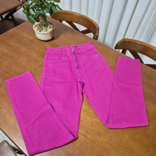 Calça em Sarja Iódice 36