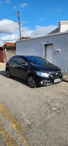 Chevrolet Onix Hatch LTZ 1.4 8V Flex Power Mec. 4P 2015