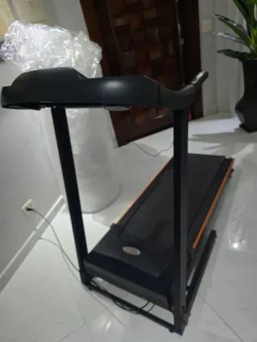 Esteira Elétrica Evolution Fitness EVO 1500 - Ótimo Estado | Ideal para Casa