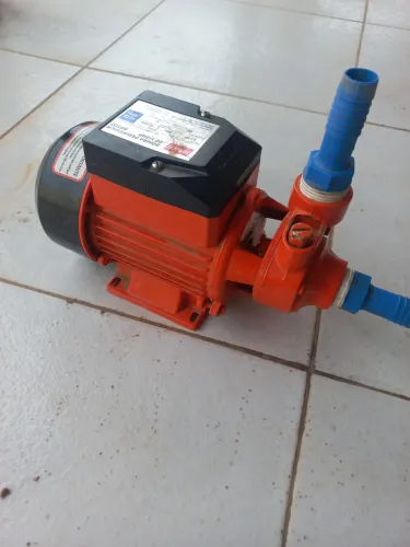 Bomba Periférica de 1/2 HP